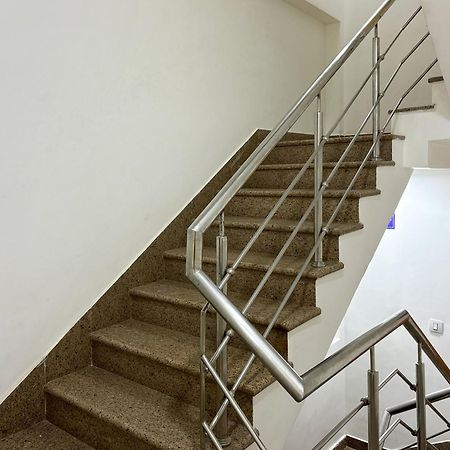 Aamantran Residency Hotel, Sohna Road, Sector 49, Gurugram Ґурґаон Екстер'єр фото