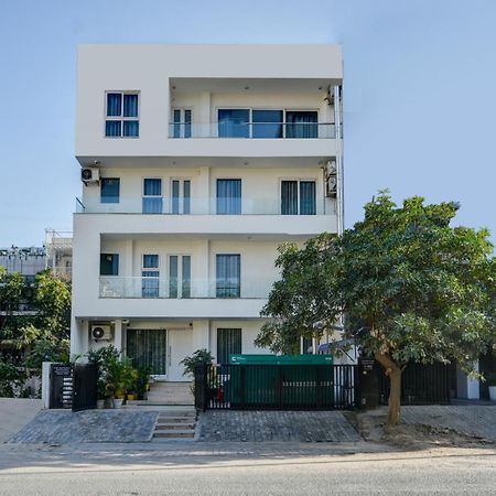 Aamantran Residency Hotel, Sohna Road, Sector 49, Gurugram Ґурґаон Екстер'єр фото